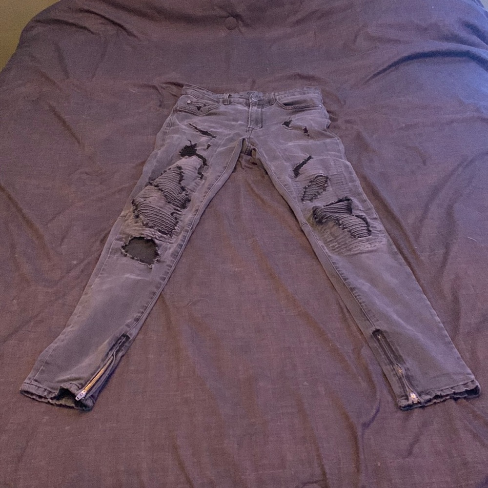 black jeans W29 L32